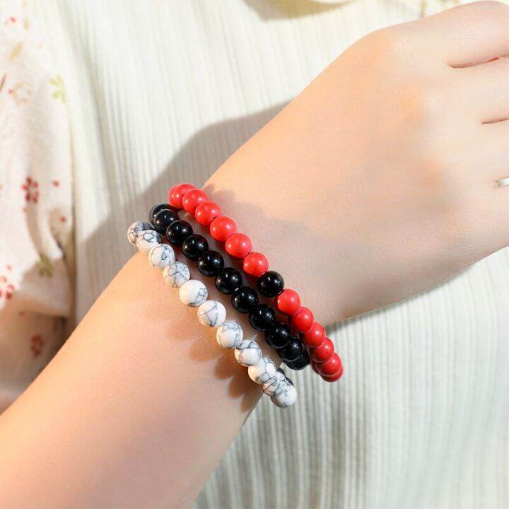 ชุดสร้อยข้อมือ3ชิ้นสำหรับทั้งชายและหญิงสไตล์เรียบง่ายสร้อยข้อมือลูกปัดมือหินฝ้าสีขาวเทอร์ควอยซ์สีแดงดำ8มม