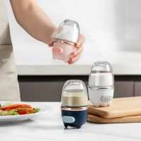 hotx【DT】 Dispenser Bottle Metering Seasoning Utensils Storage Shaker Moisture-proof Sealed Glass