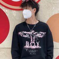 ชุดเดรสลายดอกเชอรี่บาน Boy London ใหม่คอกลมคู่พิมพ์ลายนกอินทรีแขนยาวสเว็ตเตอร์ผู้ชายและผู้หญิงสไตล์อังกฤษแบบเดียวกัน2023