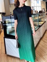 【YF】 Summer Dress 2023 New Nüshi Pleated Temperament Fashion Sexy  Simple Oversized A-line Long Skirt O-Neck Robe