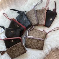 ของแท้100%พร้อมส่งที่ไทย❣️?Coach คล้องมือ S 2zip (มีหลายสี)