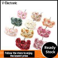 V-ELECTRONIC 12pcs ผ้าไหมสีขาว ดอกกุหลาบชาเทียมทำจากผ้าไหม หลากสี พวงหรีดปอมปอม หัวกุหลาบ ของขวัญสำหรับเด็ก กุหลาบย้อนยุค ช่อดอกไม้สำหรับงานแต่งงาน