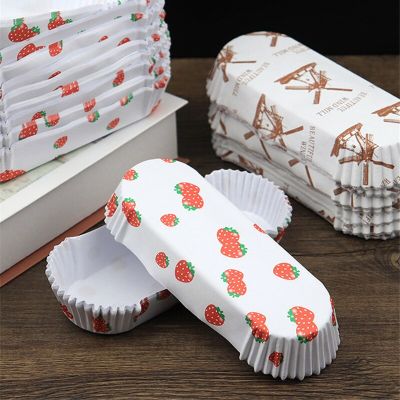 200Pcs Coated Tray Cake Bread Paper High Temperature Oil-Proof Baking Holder Rectangular Strawberry Pattern