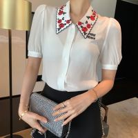 [FREE SHIPPING] Lapel Vintage Embroidery Flower Decoration Bubble Short Sleeve Silk Short Sleeve White Shirt