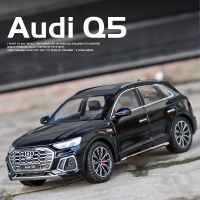 1:24 AUDI Q5 SUV 2022อัลลอย Diecasts และของเล่นยานพาหนะโลหะโมเดลรถของเล่นของสะสมไฟและเสียงแบบดึงถอยหลัง