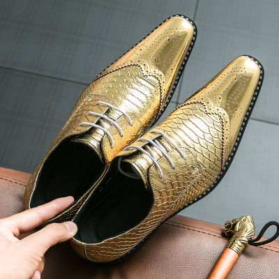 รองเท้าหนังโบรกสำหรับผู้ชายรองเท้าปาร์ตี้สำหรับนักธุรกิจสีทองมีเชือกผูกปลายแหลมงานออฟฟิศสีทึบ