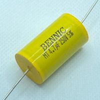 Capacitor ยี่ห้อBENNIC หางหนู สีเหลือง ค่า 4.7uF 250V.