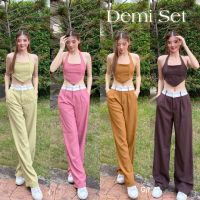 เซ็ต2ชิ้น✨Demi Set✨เซ็ทเสื้อครอปผูกคล้องคอชายวี+กางเกงขายาวแต่งขอบ ป้ายGM