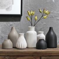 Spot Japanese-style black and white ceramic dried flower flower arrangement flower vase American creative home living