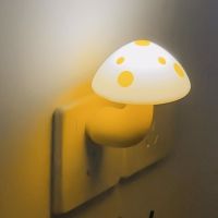 Cute ins wind mushroom night light bedroom LED bedside atmosphere light control induction childrens sleeping light sleep light