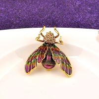 【YF】 Female Fashion Brooches Luxury Gold Color Alloy Enamel Brooch Safety Pins