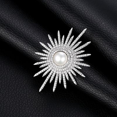 New Shiny Sun flower Brooches For Women Luxury Big Pearl Rhinestone Brooch Pins Jewelry Dress Suit Accessories Wedding Gifts
