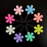 ✚▦ Plastic Colored Flower Threader Lead Needle Threader Sewing Box Accessories Flower Shaped Needle Threader x 5Pcs