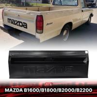 ฝาท้ายกระบะ มือเปิดกลาง รุ่น มาสด้า MAZDA B1600 B1800 B2000 B2200 ปี 1982 - 1984 จำนวน 1 ชิ้น ( งานดิบต้องเอาไปทำสีเอง )