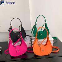 FEECE สีทึบทึบ กระเป๋าสะพายไหล่แบบสั้น ผ้าสักหลาดผ้า เล็กๆน้อยๆ ถุงเกี๊ยวซ่า มีสไตล์ กระเป๋า Crossbody ออกนอกบ้าน