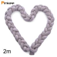 Pinkee เด็กแผ่นกันกระแทกขอบเตียงบริสุทธิ์ทอผ้า Plush Knot Crib กันชนเด็กเตียงเด็กเปลี่ยนผ้าอ้อมปกป้อง Decor