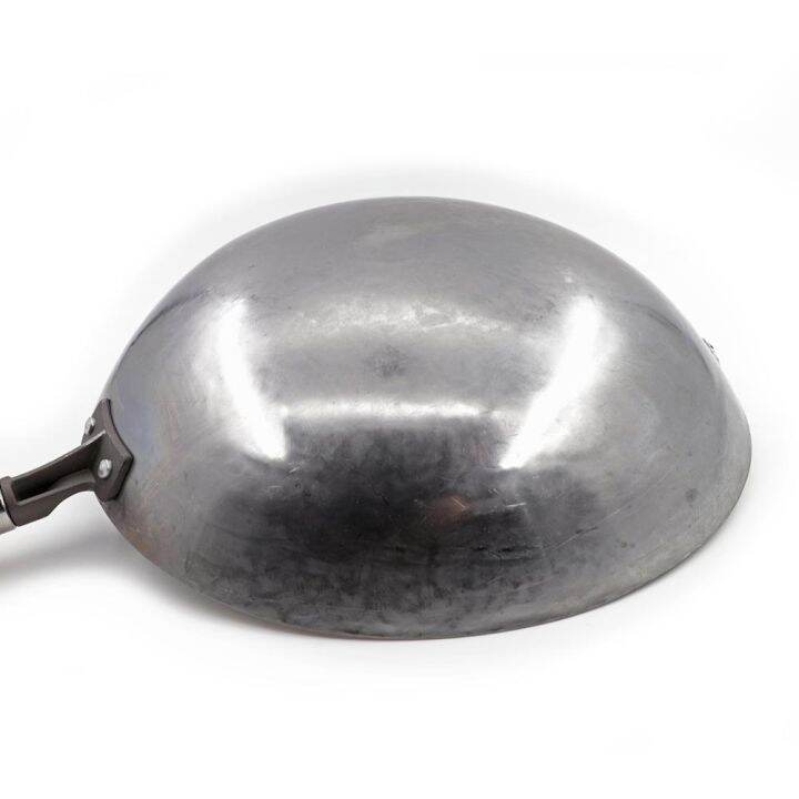 traditional-hand-hammered-carbon-steel-pow-wok-with-wooden-and-steel-helper-handle-round-bottom