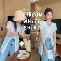 chuuchop_พร้อมส่ง(C7798)✨??Ribbon white shirt เสื้อแขนสั้นไหมพรมสีขาว แต่งรูดช่วงเอว