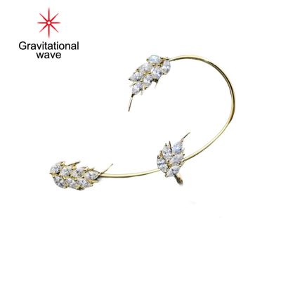 Gravitational Wave 1Pc คลิปต่างหู Feather ทั้งหมดตรงกับประกายเงายาวนาน Rhinestones เครื่องประดับ Electroplating Non-Pierced Ear Cuff สำหรับสวมใส่ทุกวัน