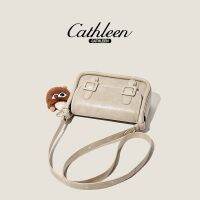 Kathleen female 2023 new niche Cambridge bag design restoring ancient ways the mailman senior fashion one shoulder inclined bag --ndjb238803