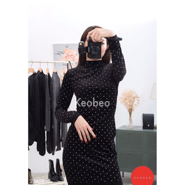 Váy nhung đen đính ngọc dáng ngắn H&M body Auth new tag có sẵn ...