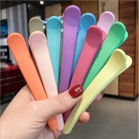 【cw】 4PCS Hairdressing Hairpins Colors Plastic Hair Clip Styling Tools