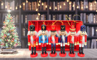 (ร้อน) 6Pcs ไม้ Nutcracker Solider รูปตุ๊กตา Miniature Vintage Handcraft Pup ปีใหม่เครื่องประดับคริสต์มาสตกแต่งบ้าน