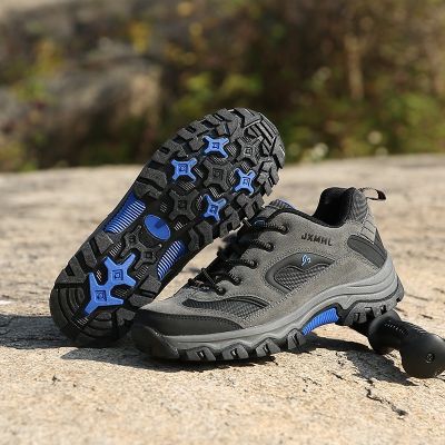 39-47 เพศชาย รองเท้าปีนเขา รองเท้ากลางแจ้ง รองเท้ากีฬา รองเท้าวิ่ง men hiking shoes outdoor sports shoes