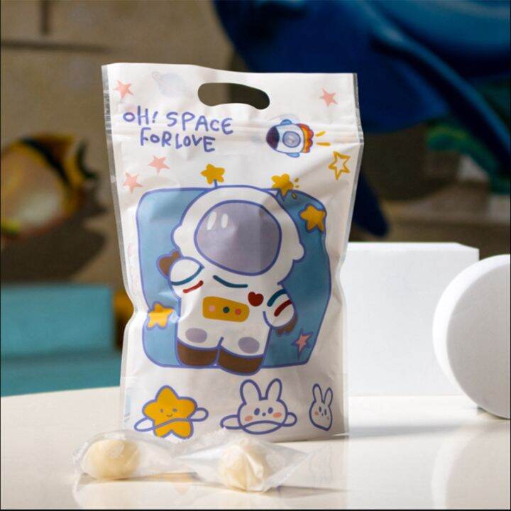 50-cute-astronaut-party-decoration-food-birthday-candy-bag