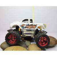 รถบังคับวิทยุ Super Giant 4WD Monster Truck อัตราส่วน 1:16 วิ่งได้ทุกสภาพพื้นผิว มีไฟหน้า – ZONERTOY สีขาว ล้อแดง