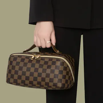 Lv Cosmetic Pouch - Best Price in Singapore - Nov 2023