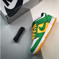 2023 Original sb duk Low cut Casual Breathable Skate Shoes Sneakers For Men Women Green Yellow White