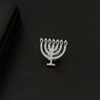 เข็มกลัด Menorah สำหรับผู้ชายเข็มกลัดสแตนเลสป้ายแห่งศรัทธาของชาวยิว Hanukkah Pins พระเจ้า Shabbat เครื่องประดับเสื้อสูทเครื่องประดับ