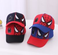 หมวกเด็ก  ทรงเบสบอล  ลายด้านหน้า ครึ่งโลโก้ ครึ่งหน้า spiderman สวยมากๆ