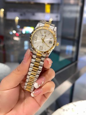 นาฬิกาข้อมือสตรีระบบควอทซ์สายสแตนเลสคุณภาพสูงรุ่นใหม่ปี2022สายนาฬิกาผู้หญิง