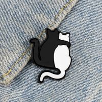 hot【DT】 And Enamel Pins Hugging Cats Brooches Cartoon Lapel Custom Badges Jewelry Gifts