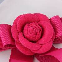 【Fashion house]ผู้หญิงคลาสสิกสีทึบเลียนแบบผ้าขนสัตว์ Handmade Camellia Rose ริบบิ้นโบว์ดอกไม้เข็มกลัด Pin Coat ชุด Corsage Gift