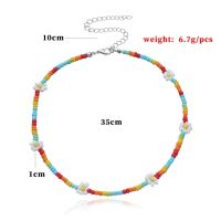 2021 New Korean Sweet Necklace Small Acrylic Daisy Flowers Boho Beaded Collarbone Clavicle Chain for Women Girls Jewelry