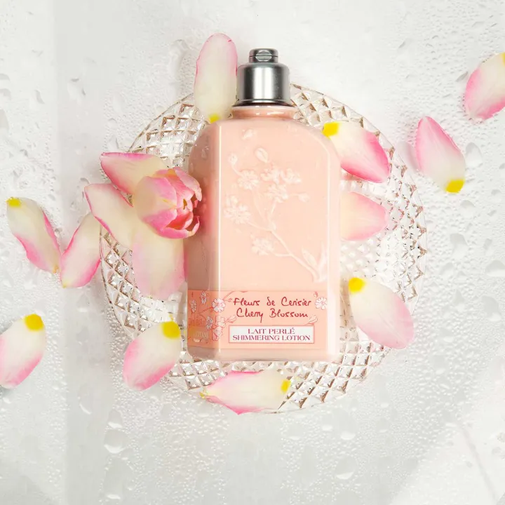 L'Occitane CHERRY BLOSSOM SHIMMERING LOTION 250ml Lazada.co.th