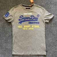 ﹉⊙ SUPERDRY เสื้อยืดคอกลม แขนสั้น ผ้าฝ้ายแท้ แบบแห้งเร็ว สไตล์คลาสสิก