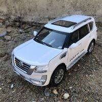 1/32 Nisssan ตระเวน Y62 D Iecast ล้อแม็กรถยนต์รุ่นโลหะ SUV รถออฟโรดที่มีชั้นวางเดินทางแสงดึงกลับรถของเล่นสำหรับเด็ก