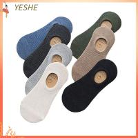 YESHE 1 Pair กีฬา ถุงเท้าลำลอง ระบายอากาศได้ ผู้ชายถุงเท้าสั้น ผ้าฝ้ายฤดูร้อน ถุงเท้าเรือ สีทึบ