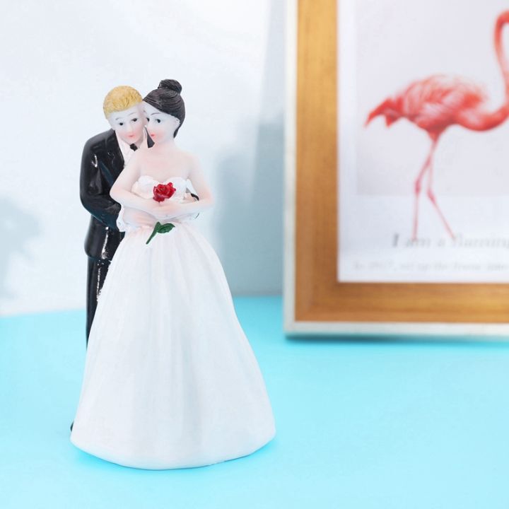yes-to-the-rose-wedding-cake-decoration-custom-bride-amp-groom-couple-figurine-wedding-cake-topper