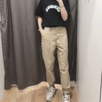 UNIQLO กางเกงขาบานสำหรับใส่อยู่บ้านเพื่อชุดเดรสฤดูใบไม้ผลิเหมาะสำหรับใส่อยู่บ้านกางเกงเอวสูงทรงหลวมบางเอวสูงกางเกงสแล็คโจ๊กเกอร์รูปแบบใหม่2023ดั้งเดิม439473