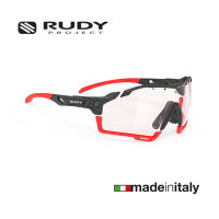 แว่นกันแดด Rudy Project Cutline Carbonium / ImpactX Photochromic 2 Red แว่นกันแดดปรับสีอัตโนมัติ แว่นกันแดดสปอร์ต ลายคาร์บอน ติดคลิปสายตาได้   [Technical Performance Sunglasses]