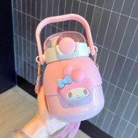 Backpack Bear ถ้วยสุญญากาศ Sanrio สแตนเลสแบบพกพาทนทาน 880 มล.TH