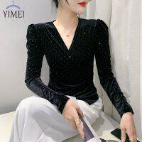 YIMEI เสื้อยืดสตรีคอวีไขว้สำหรับผู้หญิงเสื้อยืดสองส่วนแปลกๆ2023ฤดูใบไม้ร่วงใหม่เสื้อรองรับเอวกำมะหยี่เข้ารูปพอดีใหม่