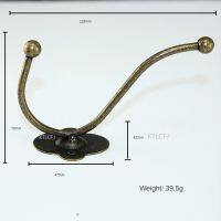 ● 1Pcs Hook Vintage Pastoral Style Hook Double Hook Iron Wire Home Decoration Cabinet Wall Picture Hook Load-Bearing Single Hook