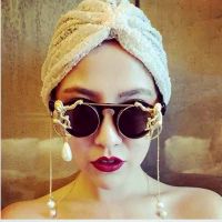 Lady Metal Gold Monkey Baroque Sunglasses Women nd Metal Leopard Frame Beach Metal 2020 Chain Pearl Sun Glasses Oculos De Sol