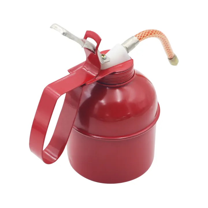 [Moscow Six] 500cc Hose Lubricating Machine Oil Injector Can Refueling